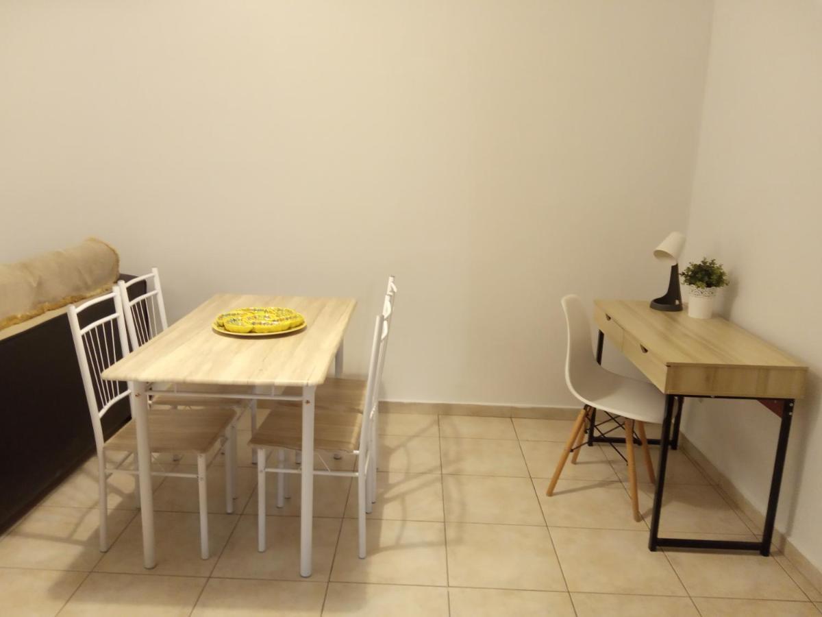 Isavrou Apartment Komotiní Eksteriør bilde